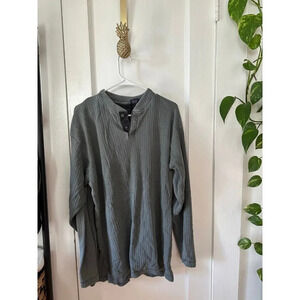 Men’s size Large long sleeve shirt